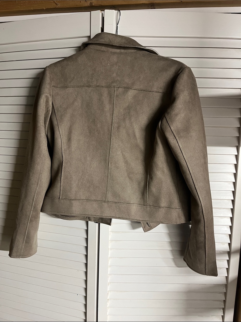 John + Jenn Taupe Faux Suede Moto Jacket - Women's Cropped Biker - Picture 8 of 8
